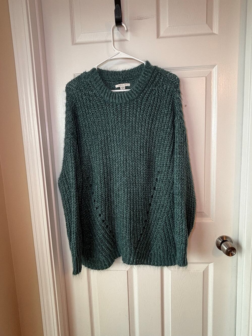 American Eagle Women’s Medium Teal Green Chunky Knit Oversized Sweater